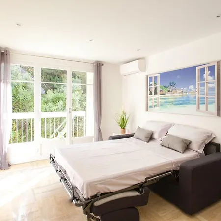 Beautiful Studio With Ac Close To The Apartment *